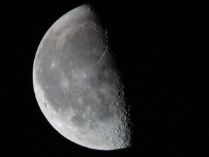 moon_1_bg_073102